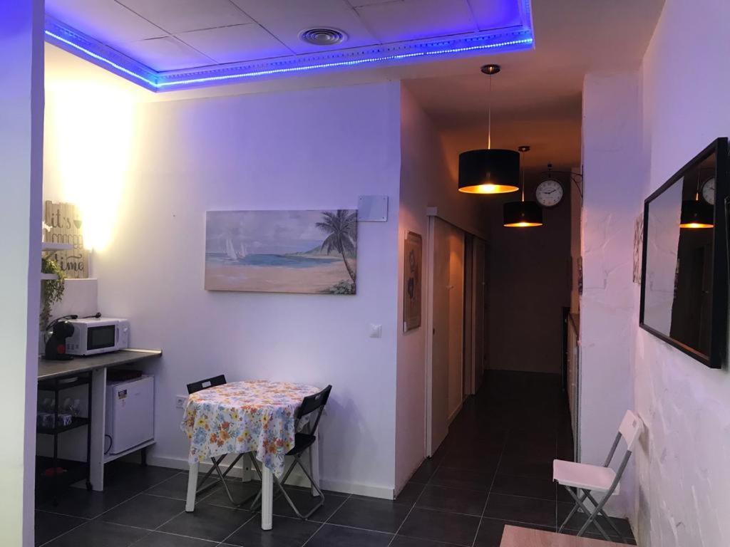 Vinalux Hotel Vinaros Bagian luar foto